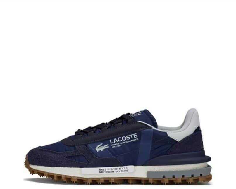 Sapatilhas brancas de qualidade excelente.