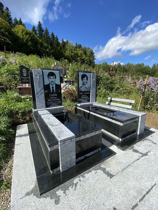 Памʼятники виробництво
