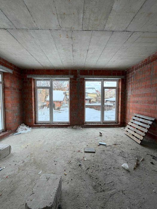 Продаж котеджу в Брюховичах. Без комісії