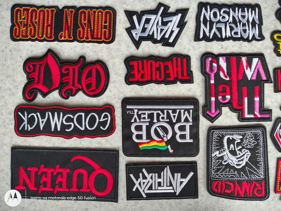 Наклейки Стильні з нанесенням праски