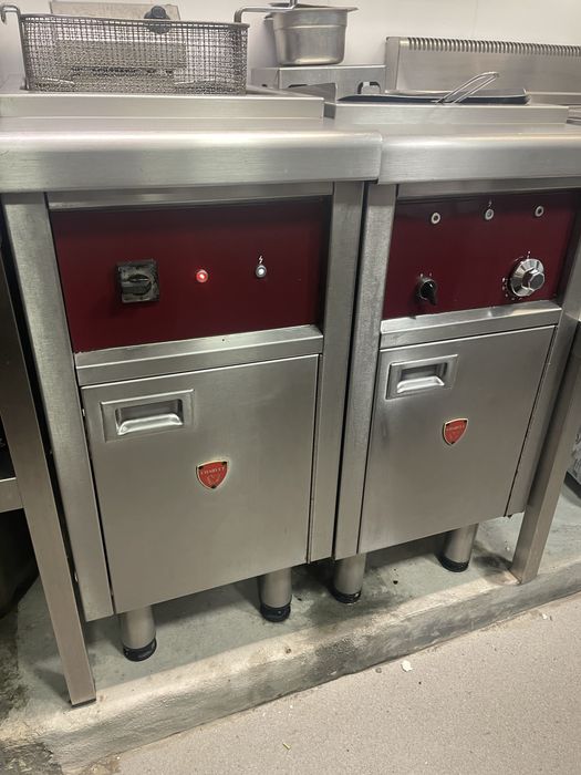 Fritadeira Profissional Charvet – 1 Cuba (15–18L) com Armário