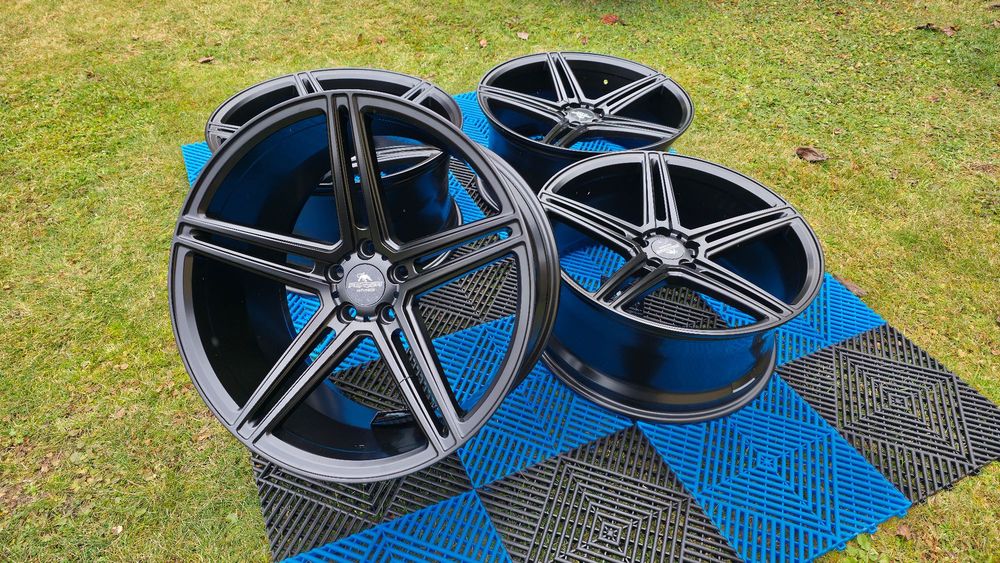 FORZZA BOSAN 20 Cali 5x112 20x9 + 20x10.5 Wklęsłe Mercedes CLS BMW G30