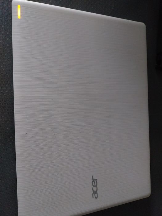 Computador portatil acer a precizar de ecran