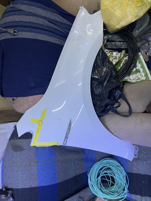 Крило golf 7 gti з дефектом