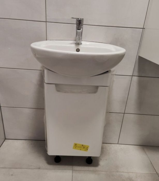 Nowa szafka Geberit/Koło do umywalki rekord. Szafka 50.