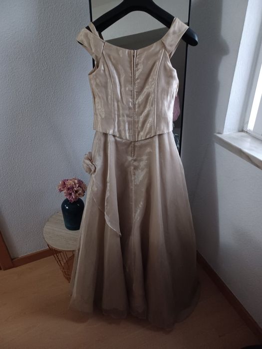 Vestido usado uma vez