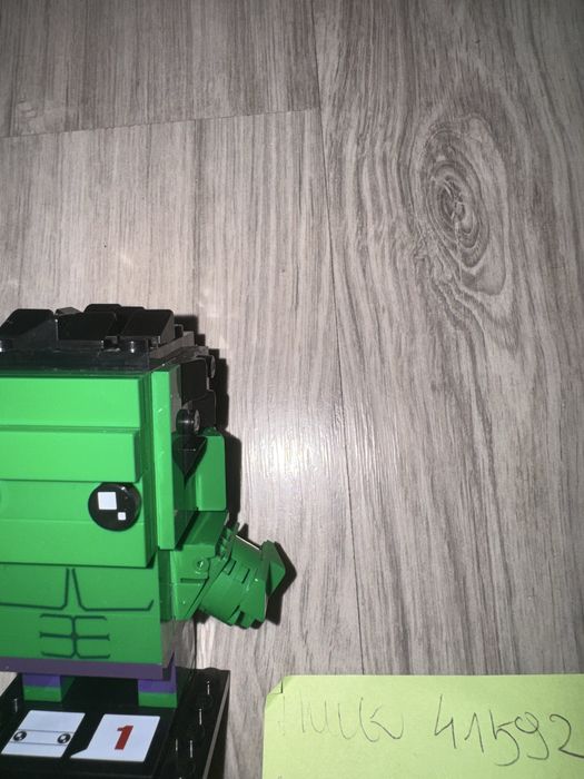 Klocki LEGO 41592 Hulk z serii BrickHeadz Marvel Avengers DC