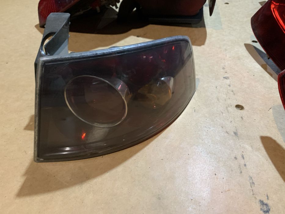 Farolim direito Seat Ibiza 6L