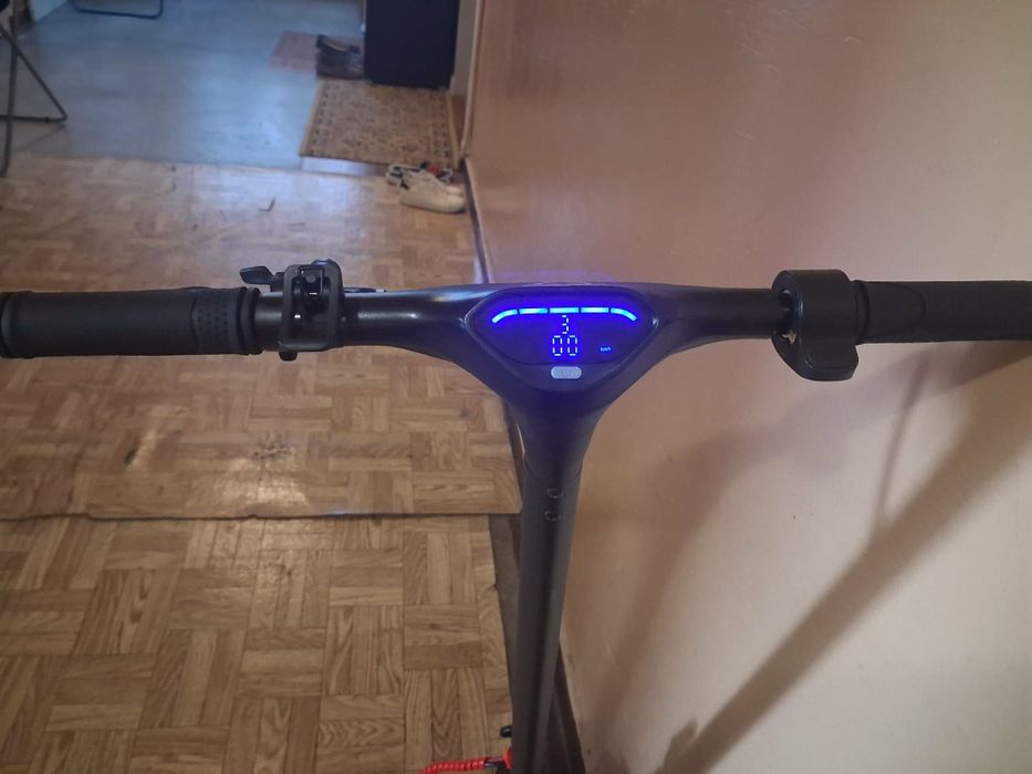 Hulajnoga elektryczna