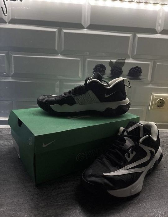 nike giannis immortality 3