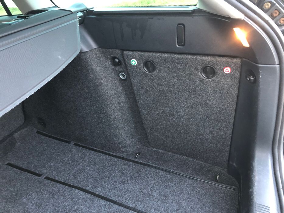 Обшивка багажника Шкода Октавія А5 А7