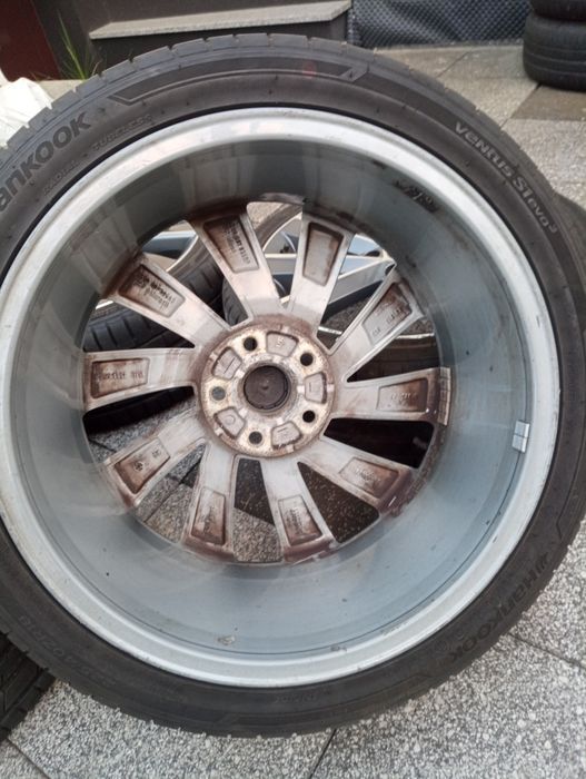 Skoda Octavia,Superb felgi z oponami 225/40/18 oryginał