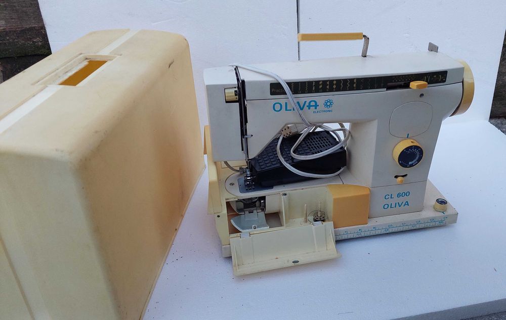 Máquina de costura oliva cl 600