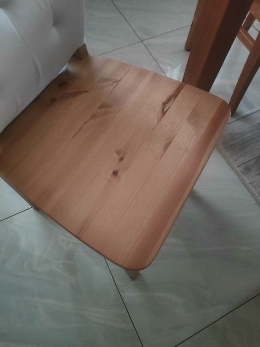 Rozkłady stół + sześć krzeseł