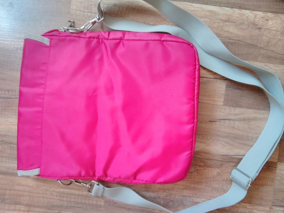 Nowa torba damska na tablet/ mały laptop