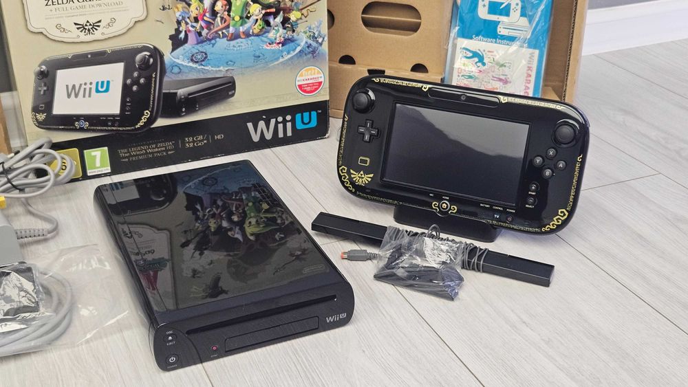 SALE!!Nintendo Wii U WII U スグニアソベル Nintendo Wii U WII U スグニアソベル マリオカート8セット