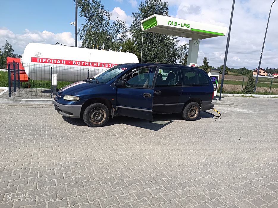 Продам Chrycler Grand Voyager 1999