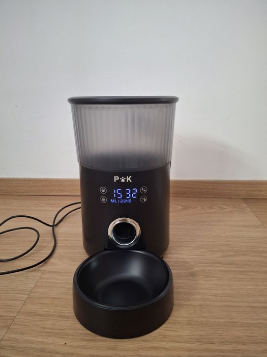 Dispensador automatico comida gato