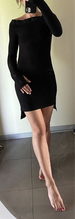 IVY PARK dopasowana sukienka hiszpanka z lampasami