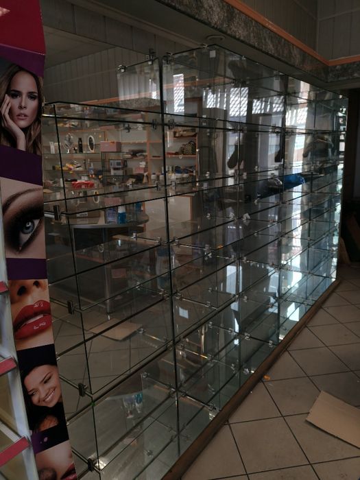 Sprzedam meble szklane z lustrami