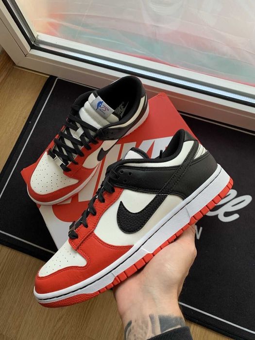 Nike Dunk Low EMB NBA 75 Aniversary Chicago Bulls Tam 42,5(EU) 9 (US)