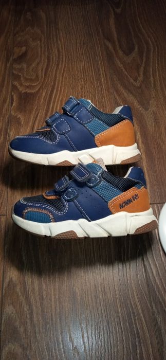 Sneakersy chłopięce Action Boy, rozm. 23,  stan dobry