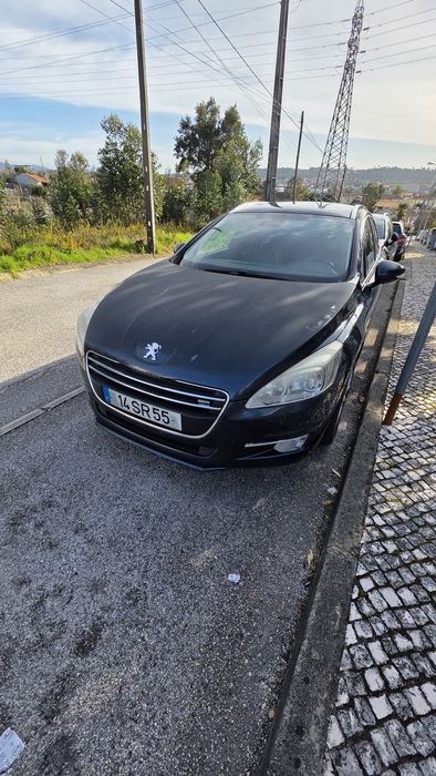 Peugeot 508 SW 2011