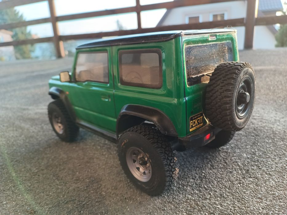Model RC trial crawler 1/10 MST Jimny J4