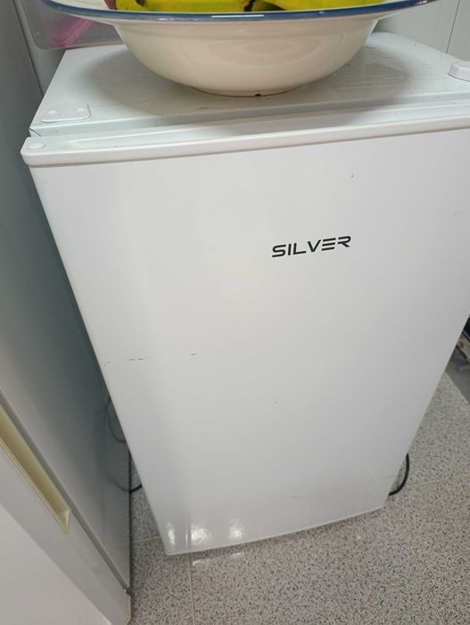 Vendo arca vertical como nova
