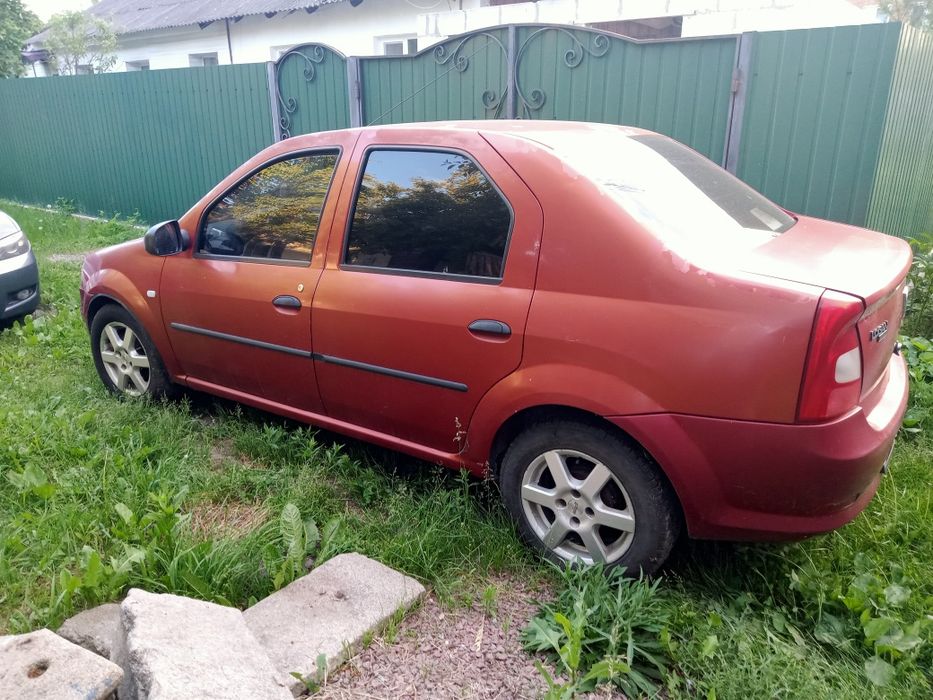 Продам машину  Dacia logan