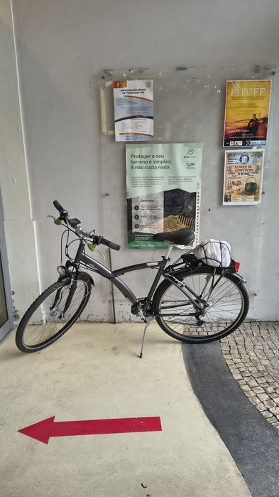 Bicicleta BTWIN Urban novinha, excelente