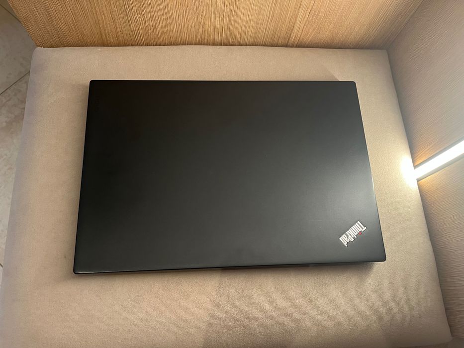 Dwa Thinkpady T470s i P51