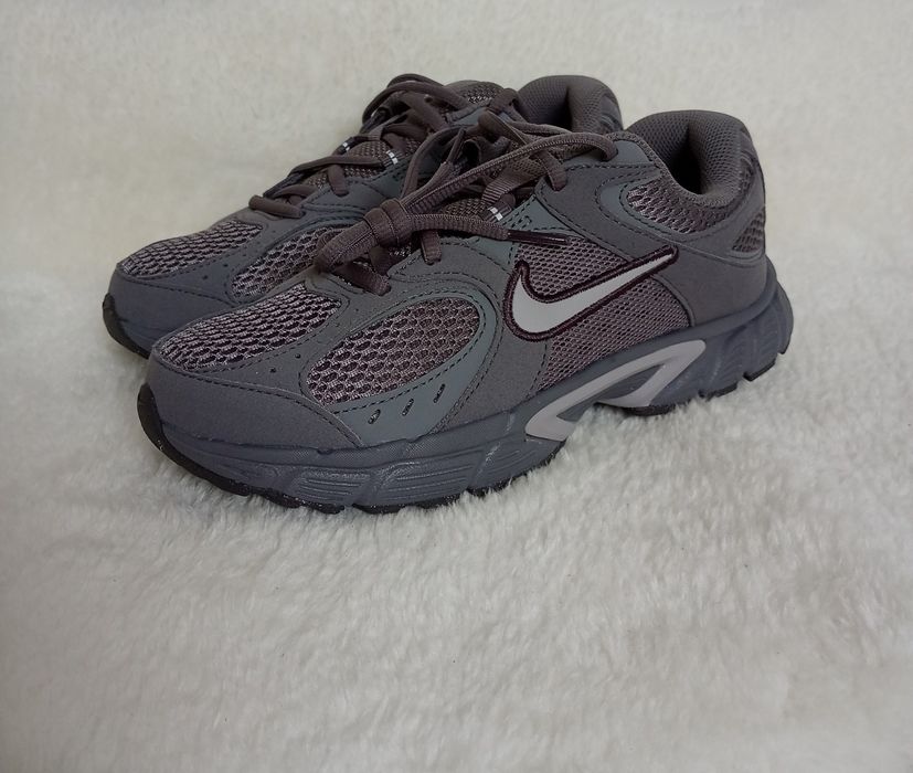 Buty sportowe Nike v5 RNR runner seude 37,5