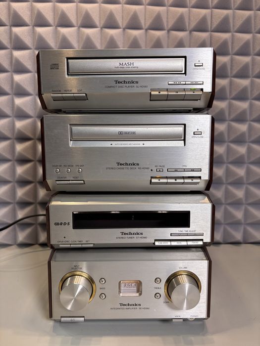 Miniwieża Technics SE HD 560 + PILOT