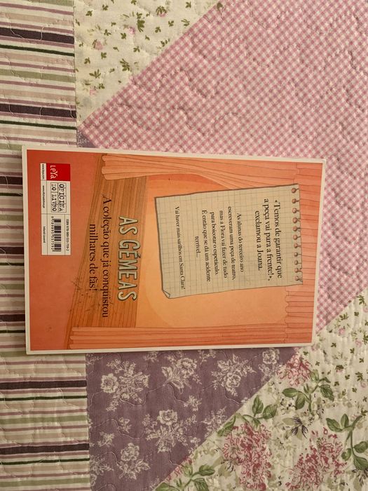 Livro juvenil - “AS GÉMEAS, o terceiro ano em Santa Clara”