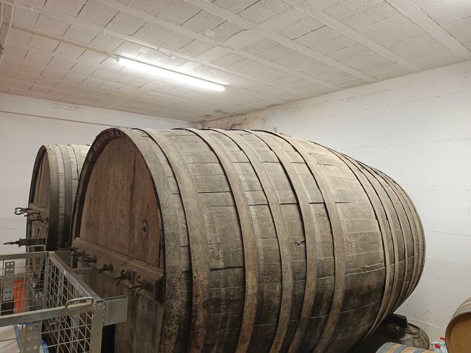 2 toneis de 6.000 lts cada