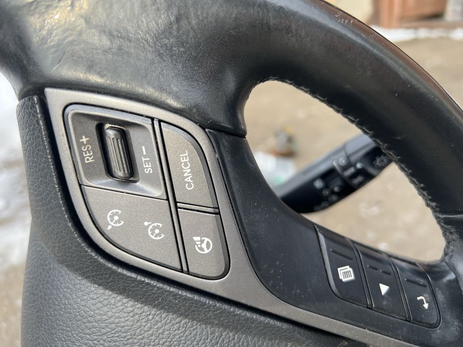 Подушка в руль, airbag, колена hyundai santa fe 13-18год
