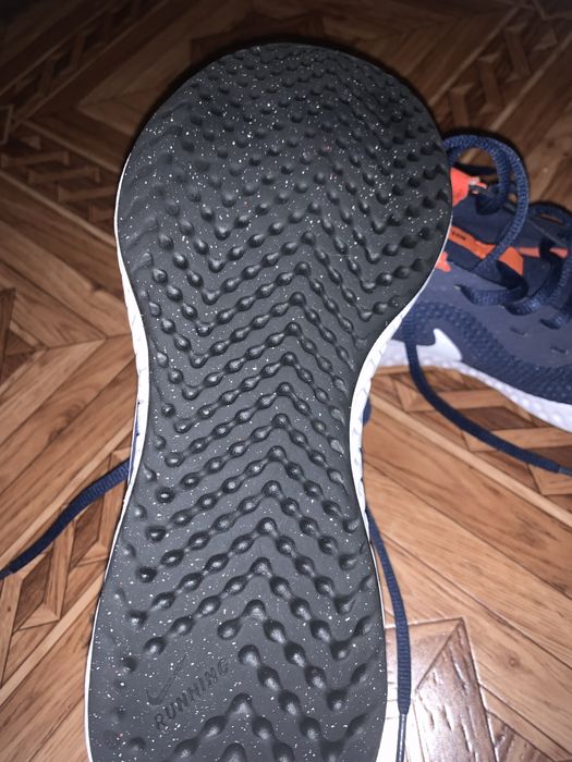 кроссовки nike revolution 5