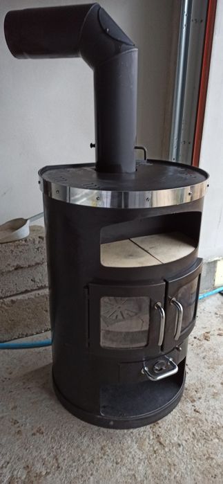 Kominek, koza, piecyk wolnostojący półokrągły 8KW