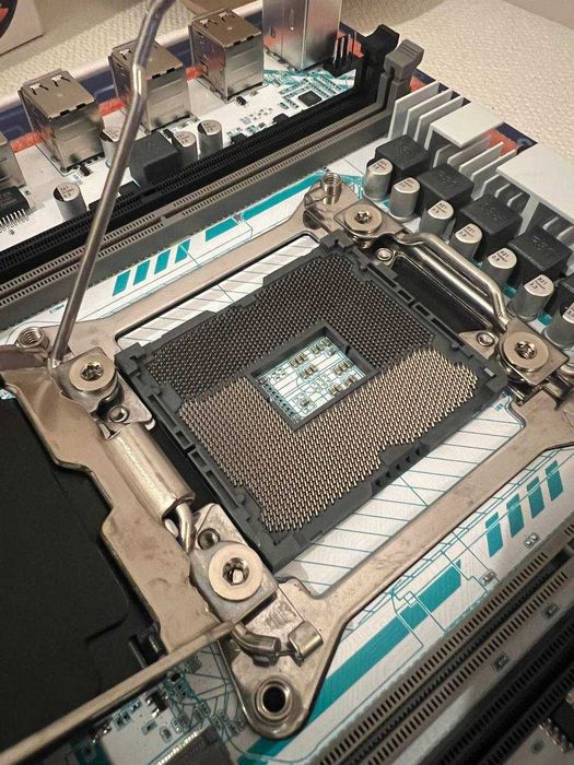 Новий ! Ігровий комплект Soyo X99  E5-2640v4 10 ядер Led кулер 2011-3