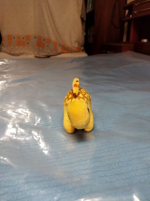 Peluche dinossauro pequeno