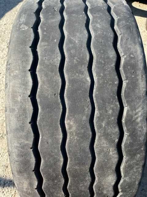 Opona 385/55R22.5 BRIDGESTONE R 168 (750 netto)