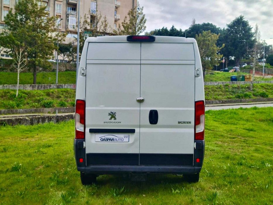 Peugeot Boxer 2.0 BlueHDi 330 L2H2 Premium IVA DEDUTÍVEL