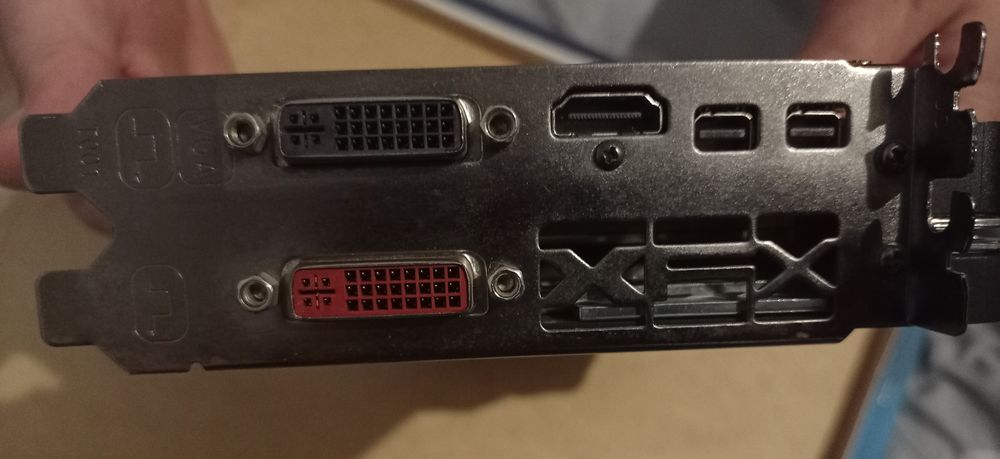 Видеокарты R9 280х 6gb после майнинга 5шт.