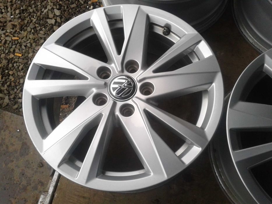 oryginalne r16 5x112 felgi volkswagen golf caddy touran mielec passat