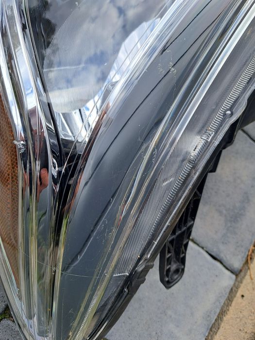 Nissan Pathfinder R52 lampa lewa przednia przód USA