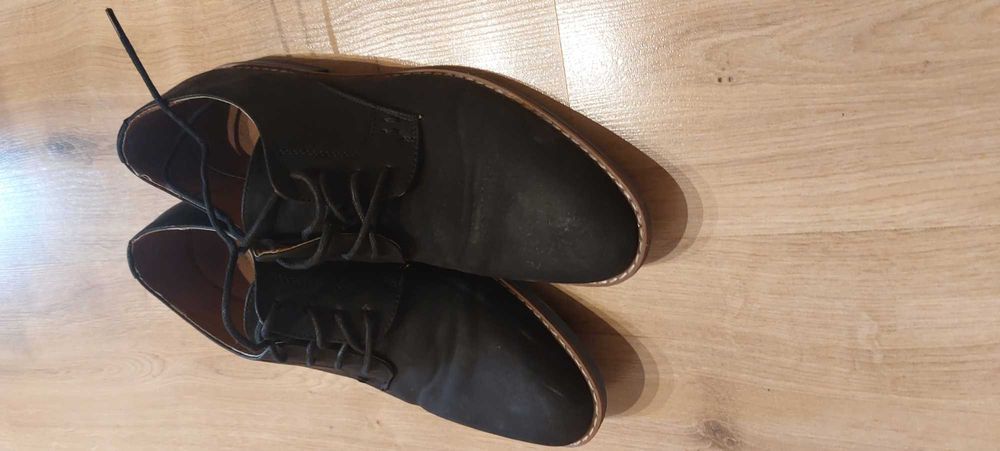 Garnitur młodzieżowy