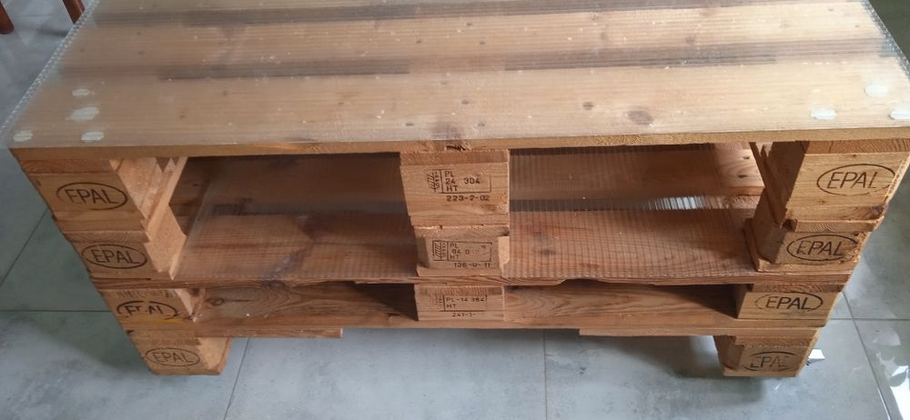 Stół z europalet