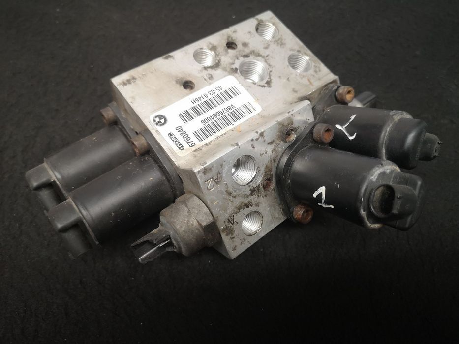 Bomba hidráulica suspenção bmw 5 6 e60 e61 e63 2003- EPC 6760840 OEM