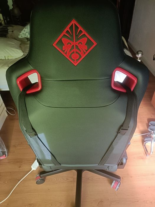 Cadeira gaming Omen Citadel